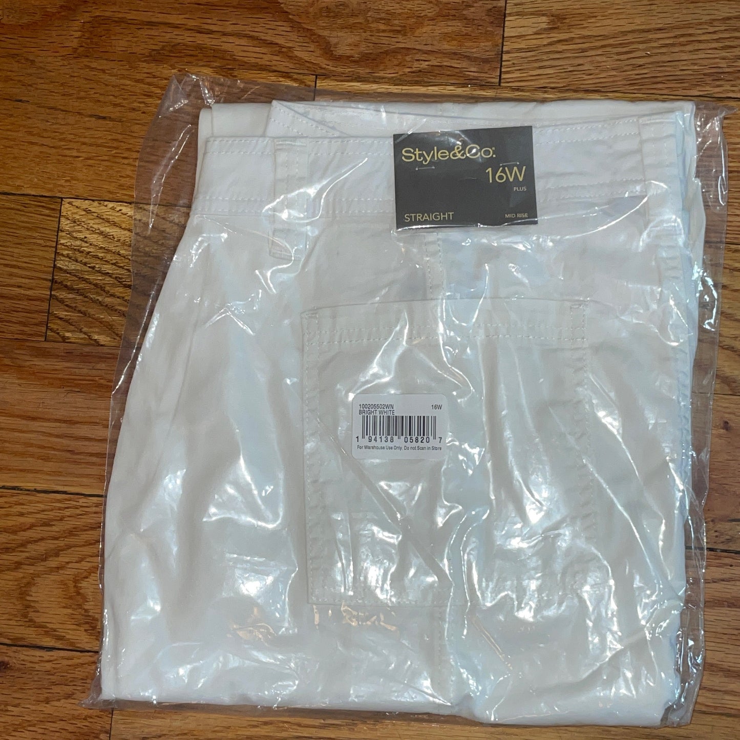 Women's PLUS SIZE Tie-Hem Cropped Utility Pants Bright White