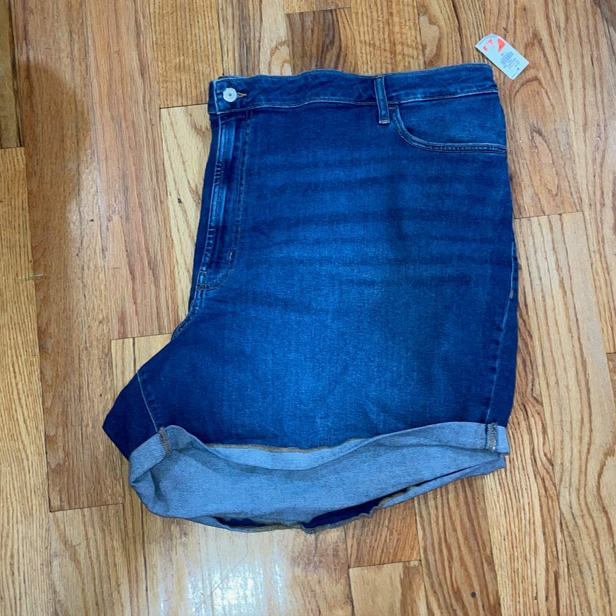 Mid-Rise Wow Jean short Shorts PLUS SIZE Women
