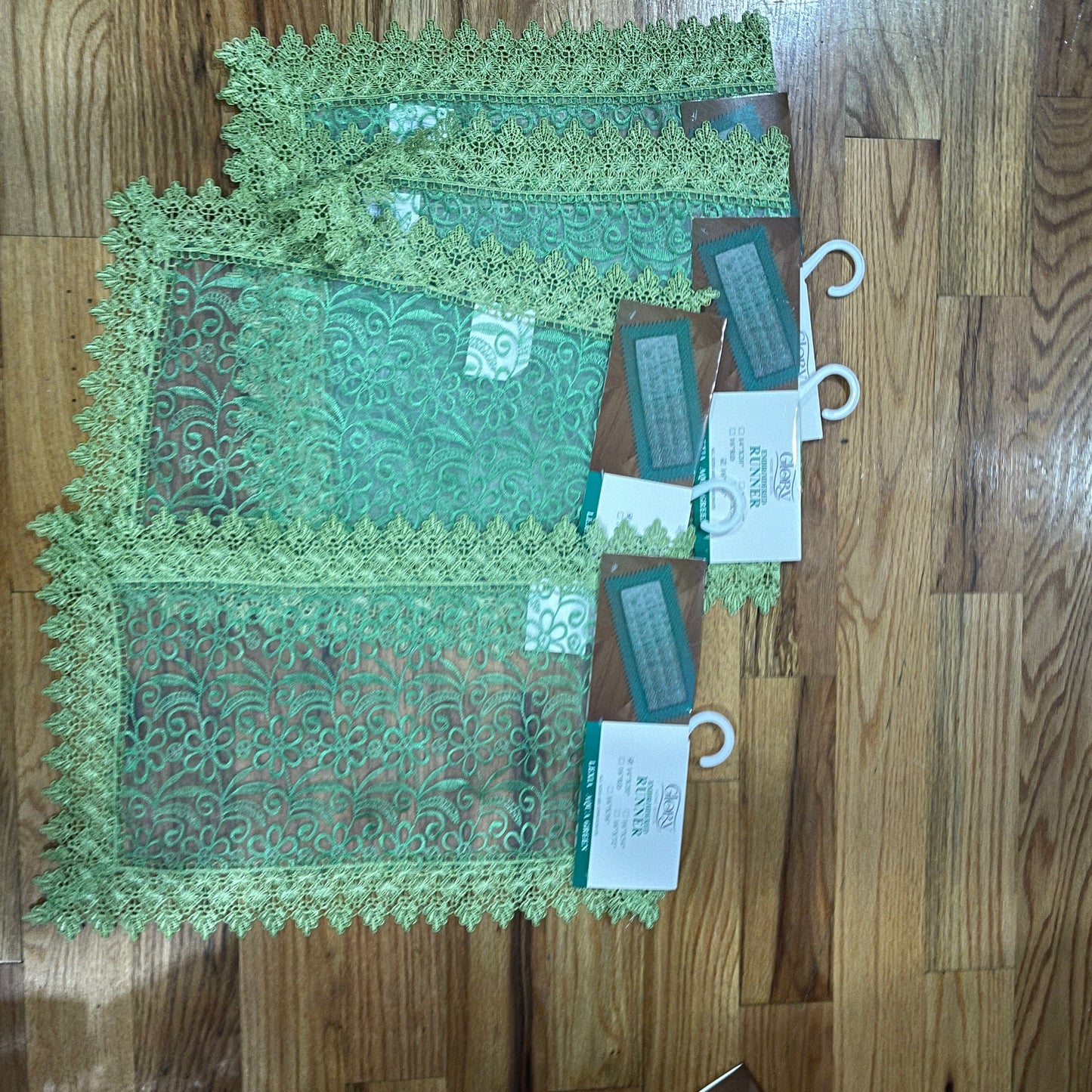 Embroidered floral design Table Runner 16 x 36 Green