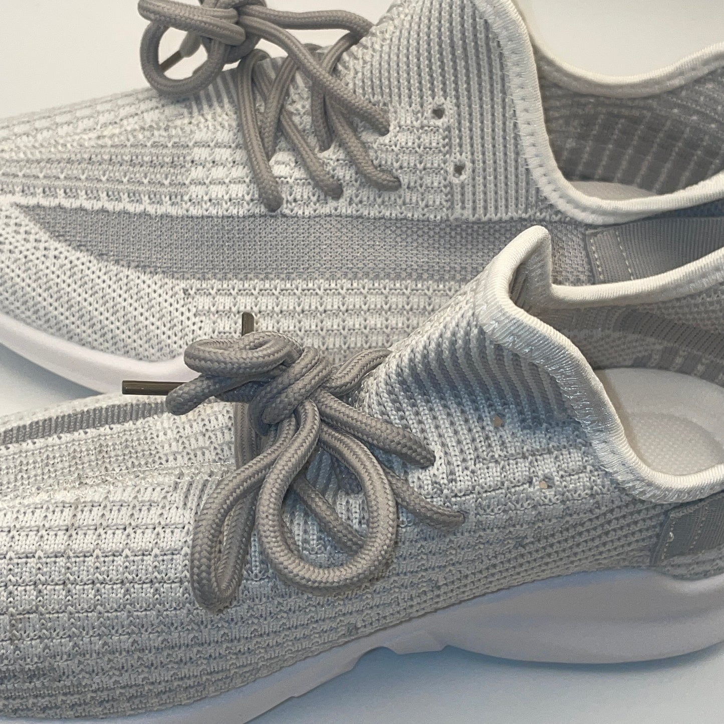 Women's Lace up Pull on Soft Sneakers White / Gray