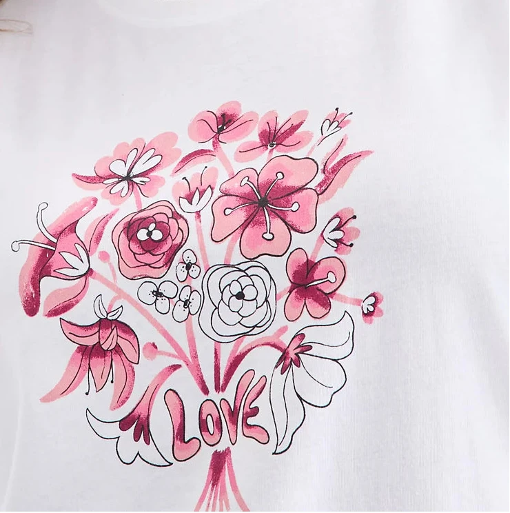 PLUS Size Women's Graphic Floral "Love" Short sleeve T-Shirt