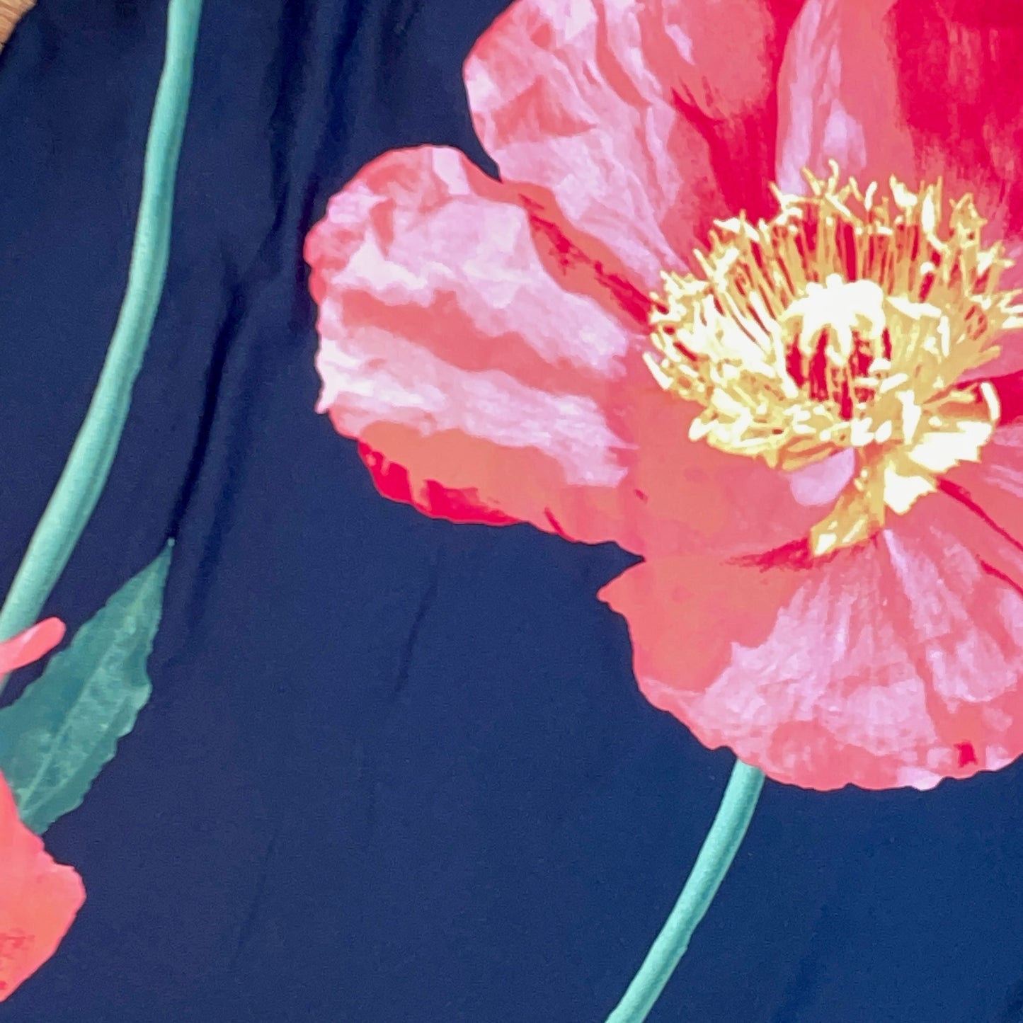 Women's Large Flower Poppies Slit Slide Midi Dress