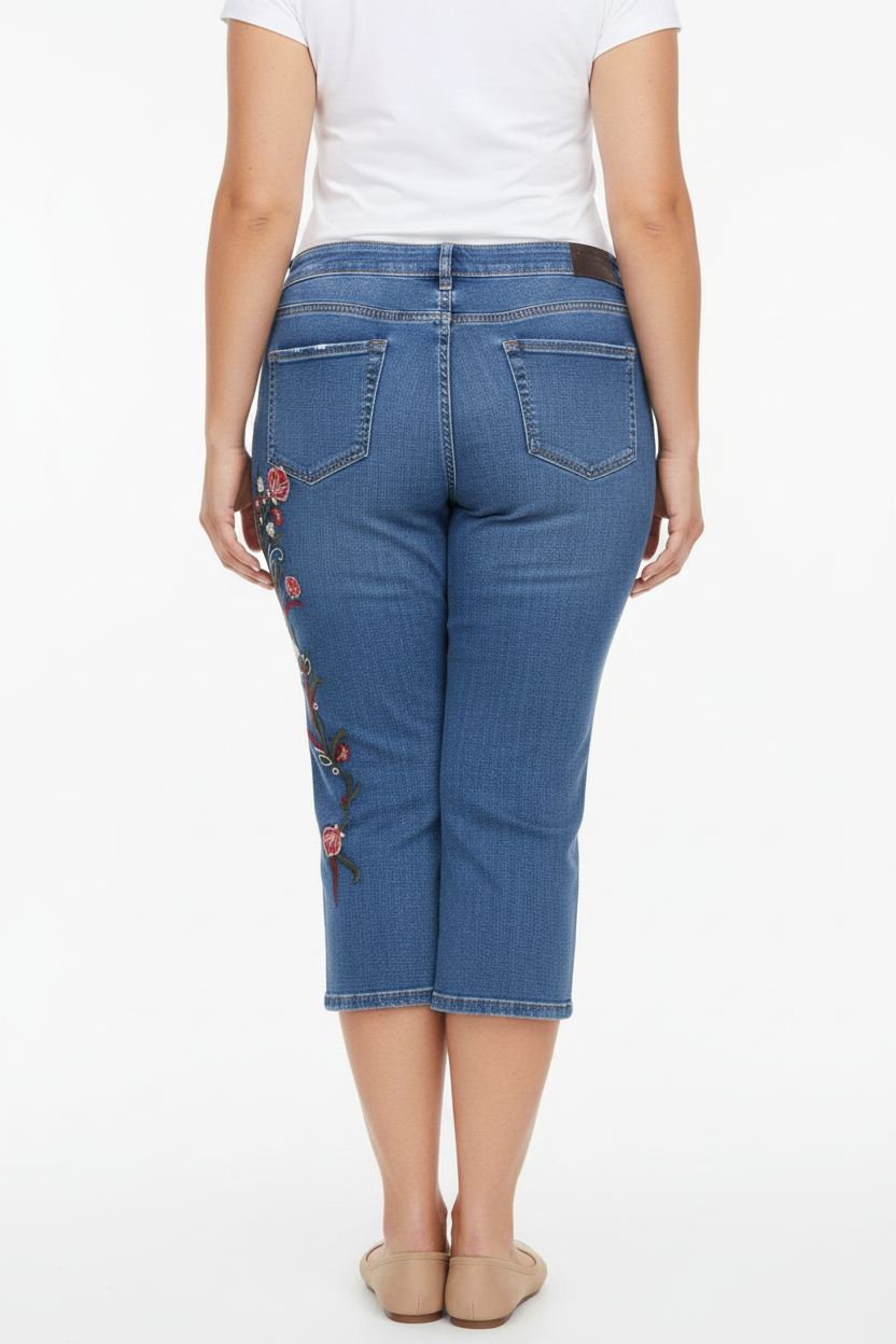 Womens PLUS Cropped Capri Embroidered Jean