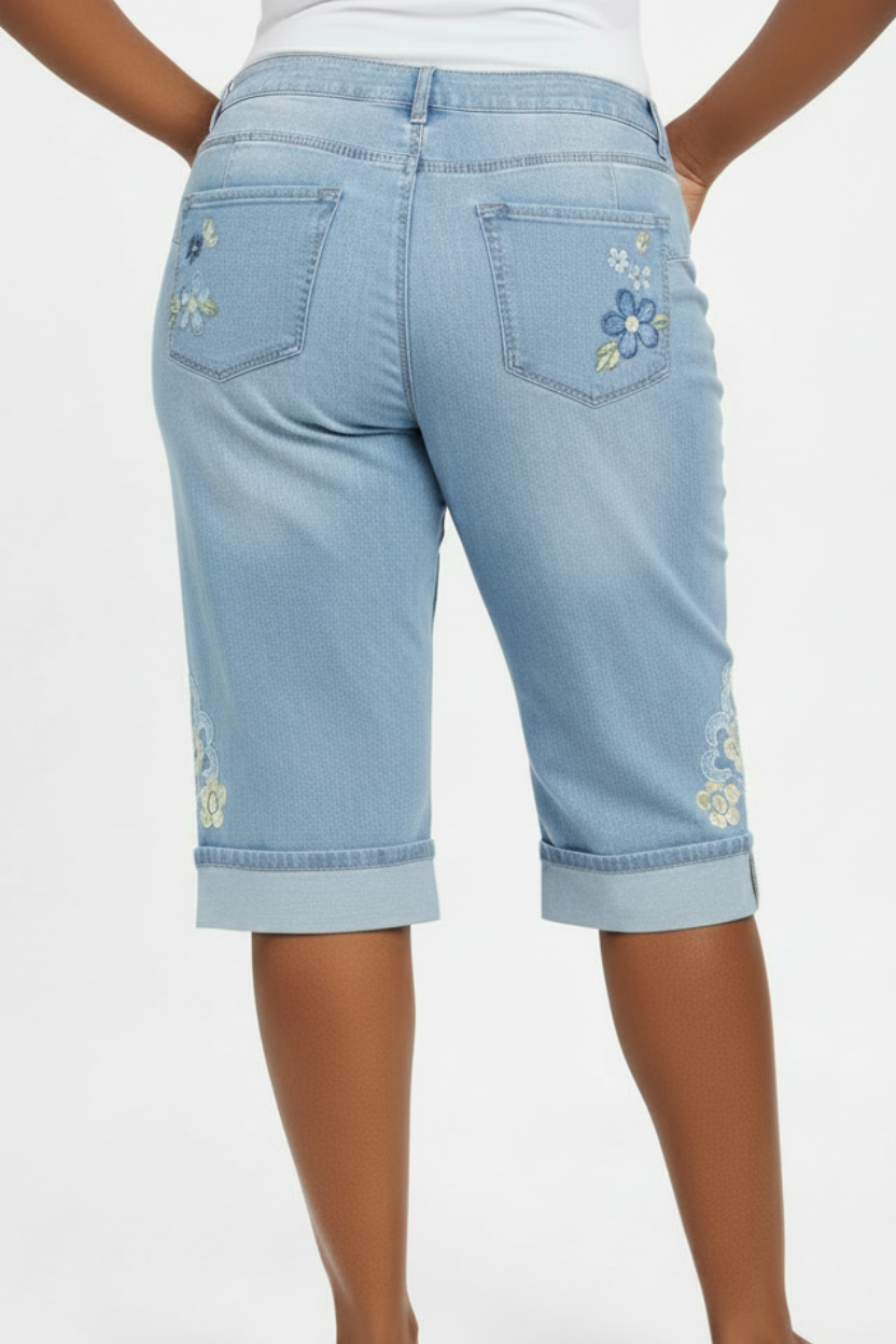 Women's PLUS SIZE Cropped Capri Embroidered Light Wash Jeans