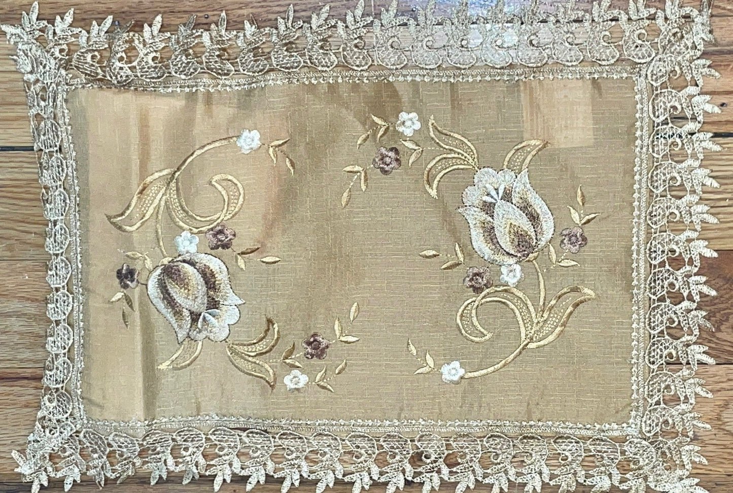 Embroidered floral design Table Runner Doily Red / Gold  TIFFANY
