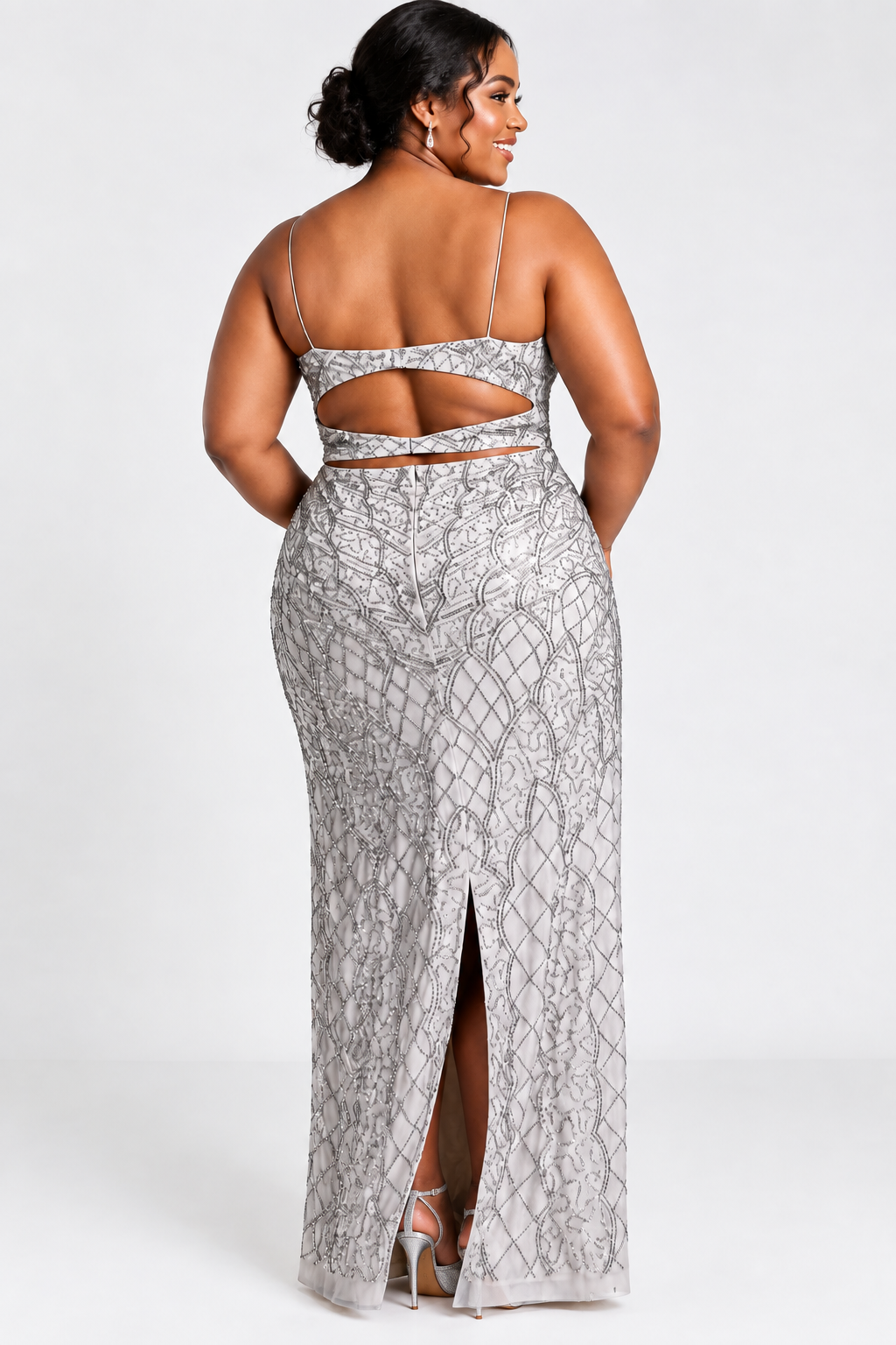 Women's  Silver Heavy Open Back Beaded Straight Neck Sheath Evening Gown Dress Silver