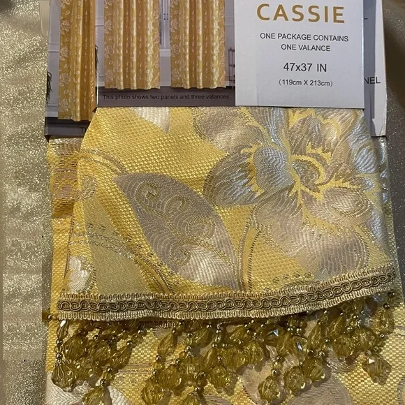 CASSIE GOLDEN  2 PCS Set  yellow Printed W Unattached Valance  Floral Pattern Panel Curtain