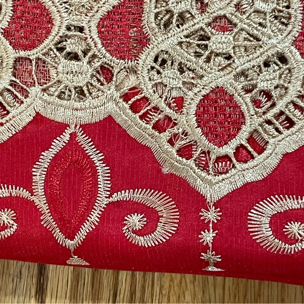 JENNY RED  Floral flowers Pattern Panel Curtain w attached lace valance Red Gold