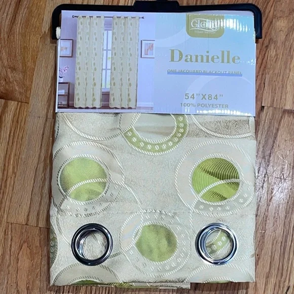 DANIELLE GREEN CIRCLE Jacquard Circle Weave  Grommet Panel Curtain