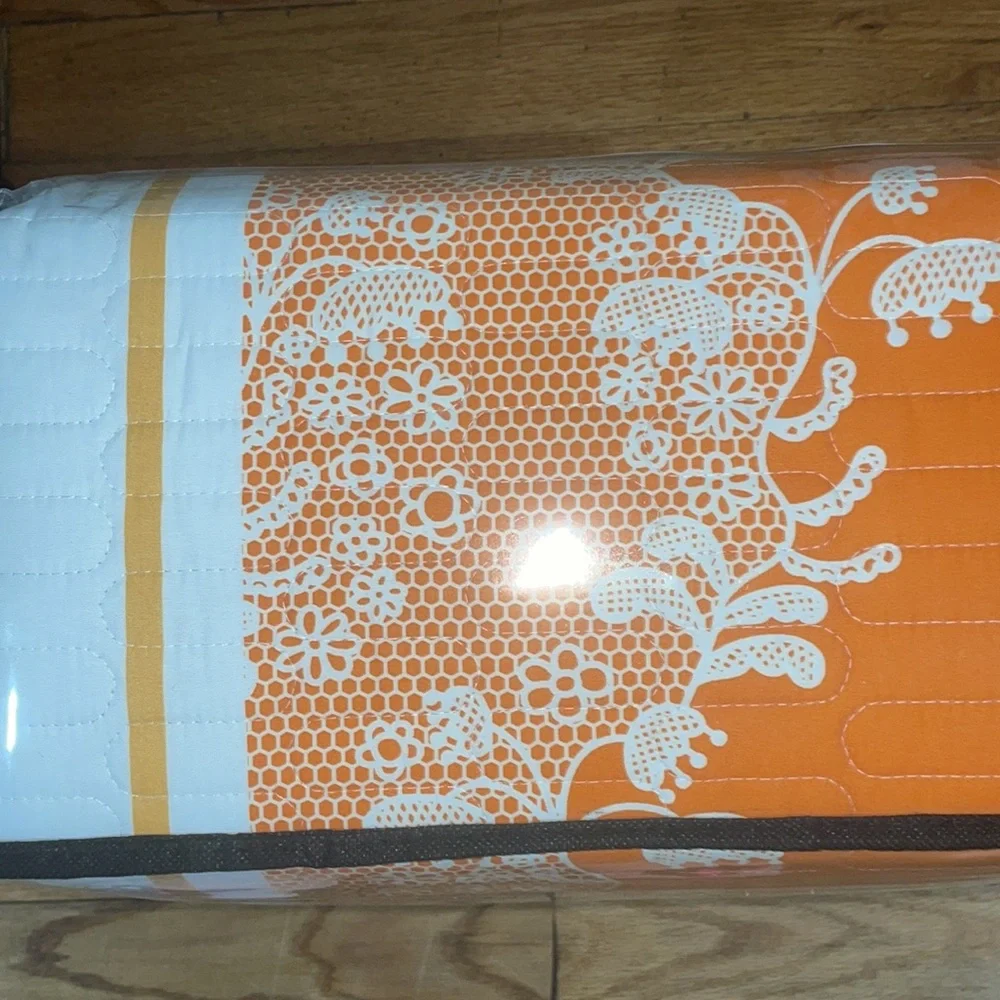 10 Piece LORDES Quilt w Sheet Set W Matching Curtains  KING ORANGE