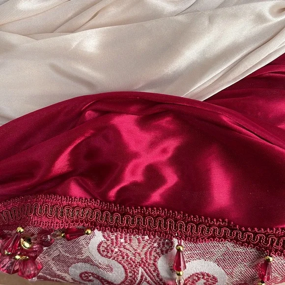 MARILYN BURGUNDY Jacquard  Pattern Panel Curtain w attached lace valance Burgundy